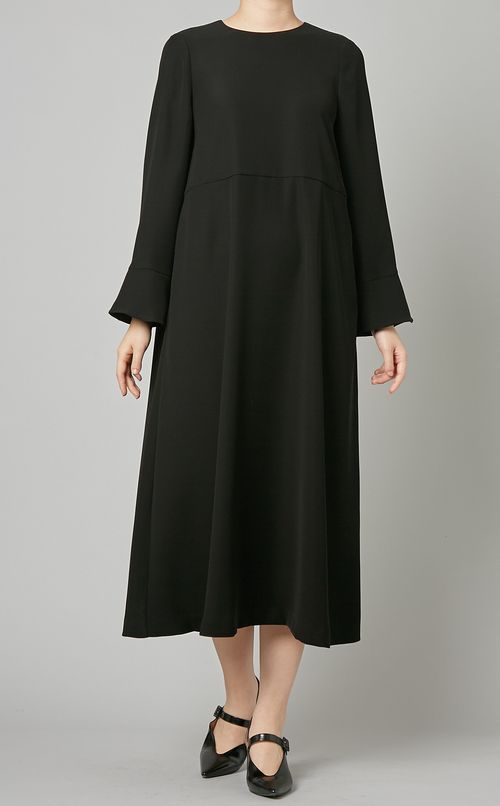 Aラインロングスリーブワンピース