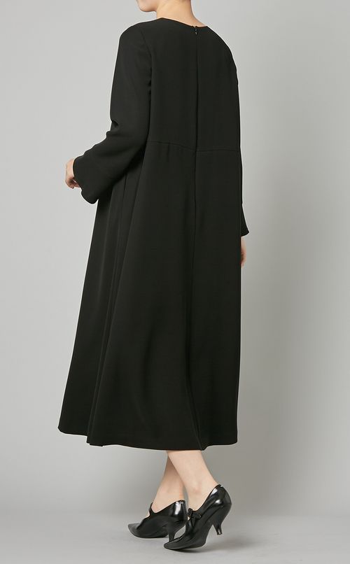 Aラインロングスリーブワンピース