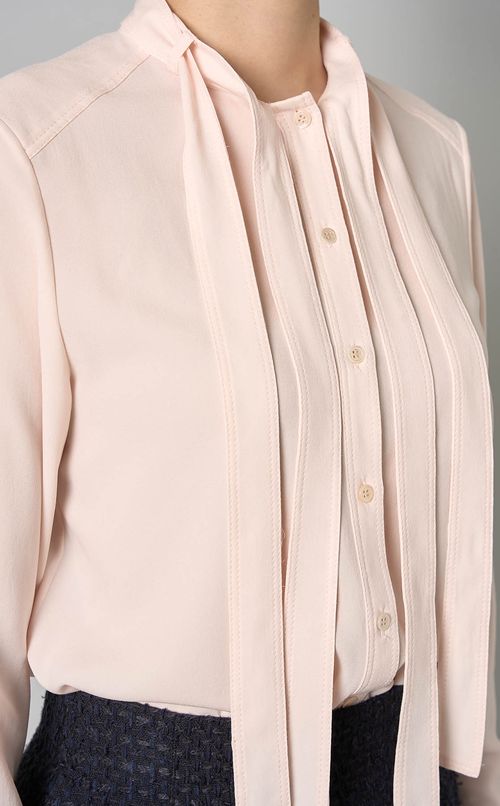 ダブルボウタイブラウス