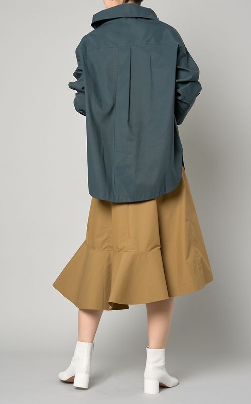 デザインネックロングスリーブブラウス