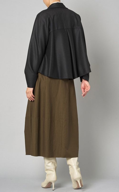 ストレッチウールガウンジャケット