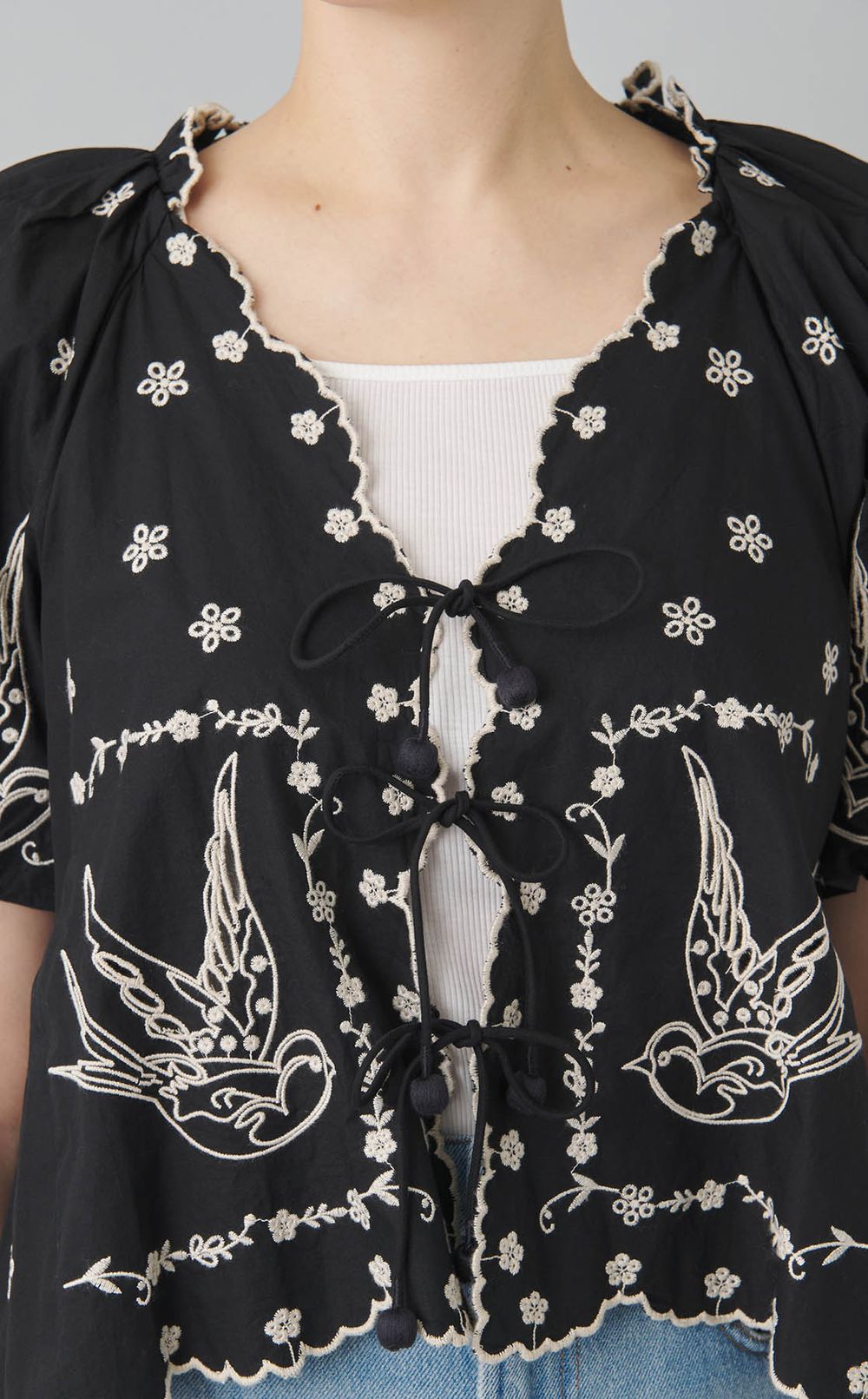 フラワーバードエンブロイダリーブラウス