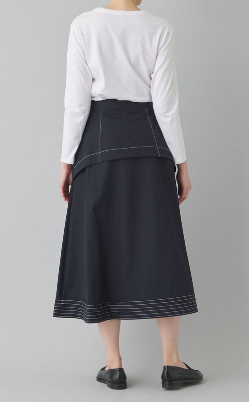 フレアタックスカート