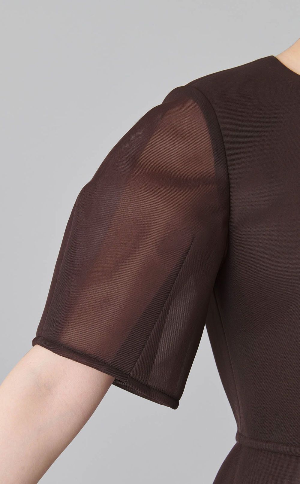 ハーフスリーブシアーワンピース