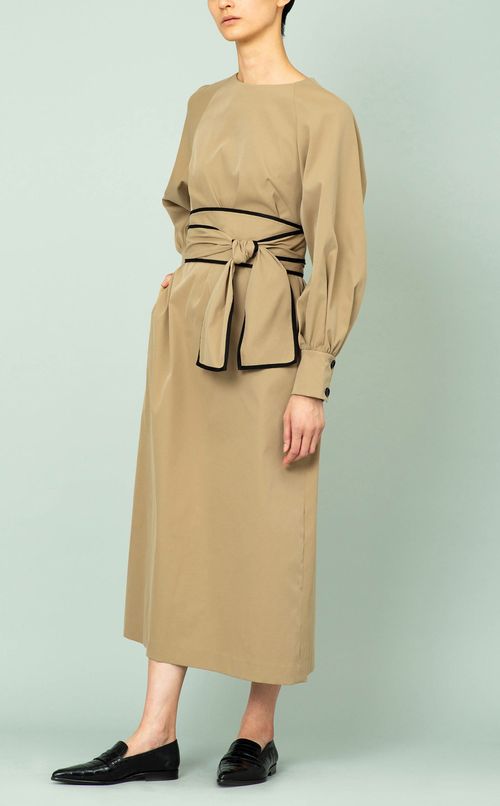 クルーネックロングスリーブワンピース