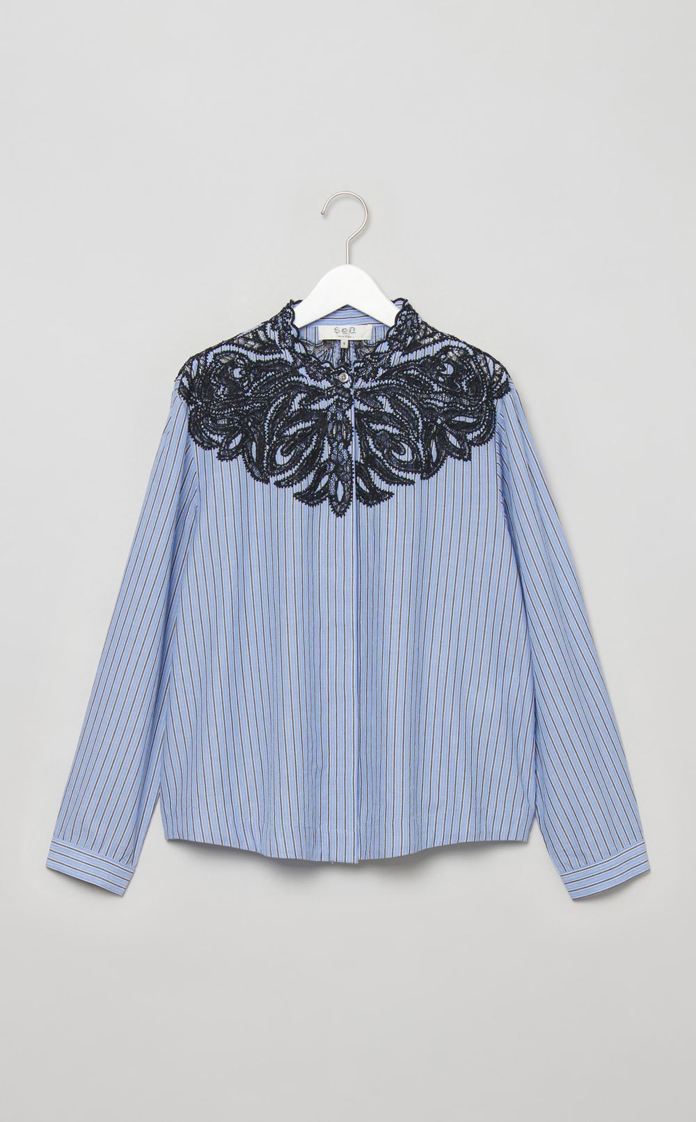 コットンストライプレースモチーフシャツ