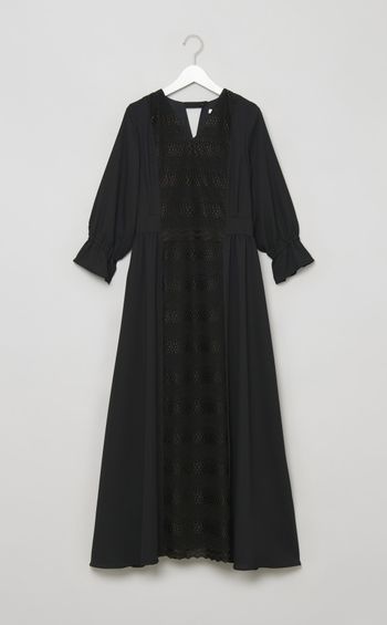 フロントエンブロイダリーワンピース