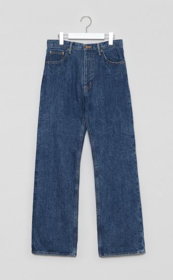リラックスストレートデニムパンツ