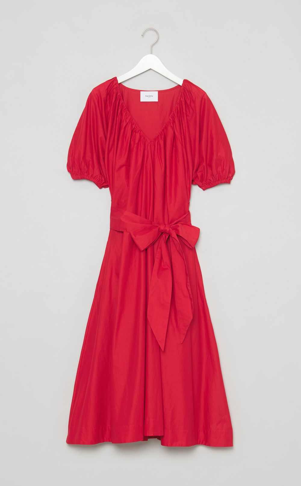 Bellusパフスリーブワンピース