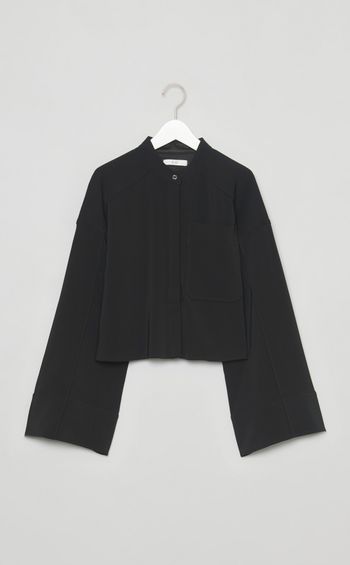 ベルスリーブバンドカラーブラウス