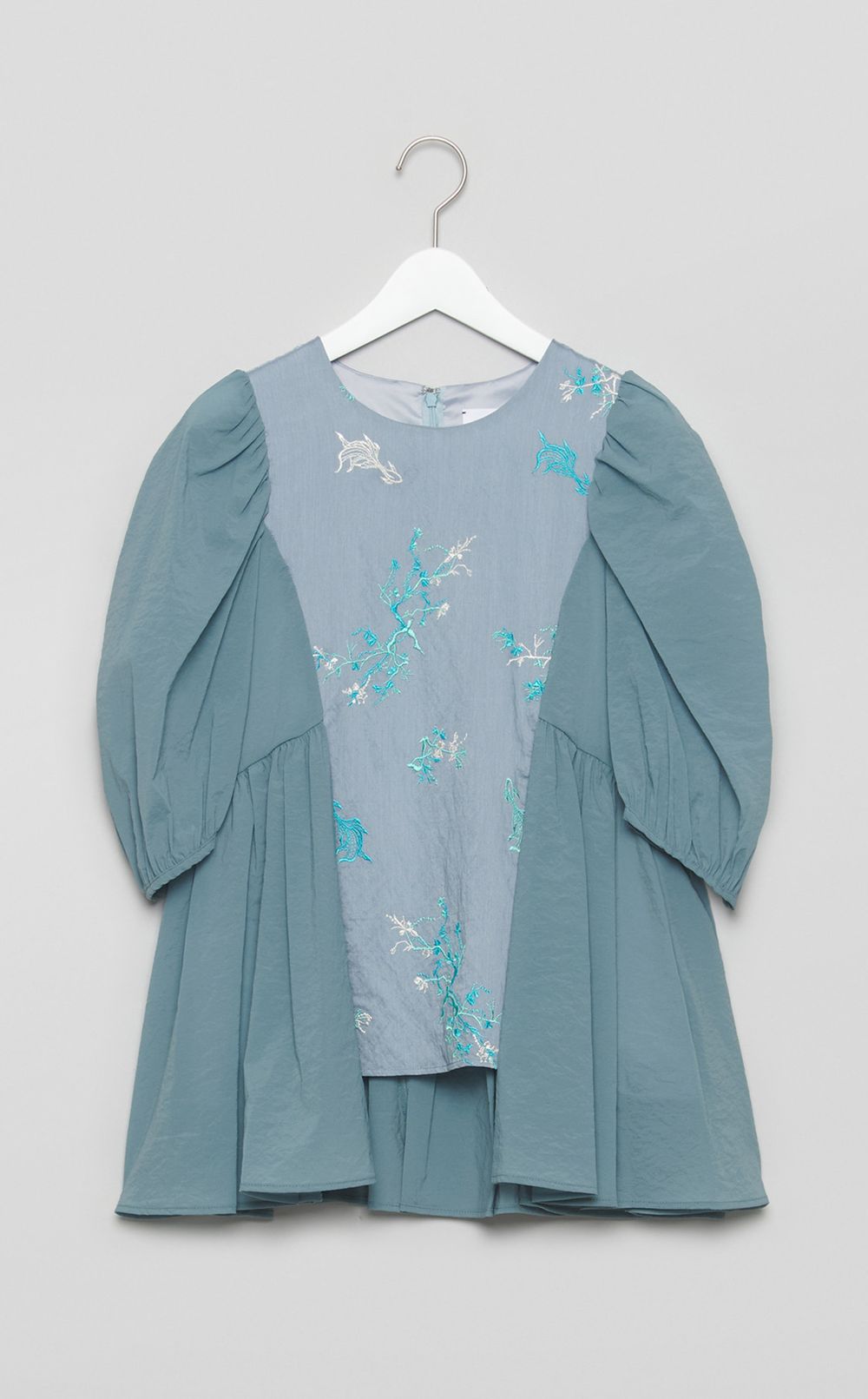 フィッシュエンブロイダリーブラウス