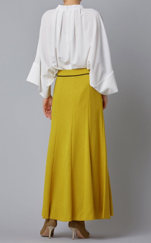 フレアロングスカート