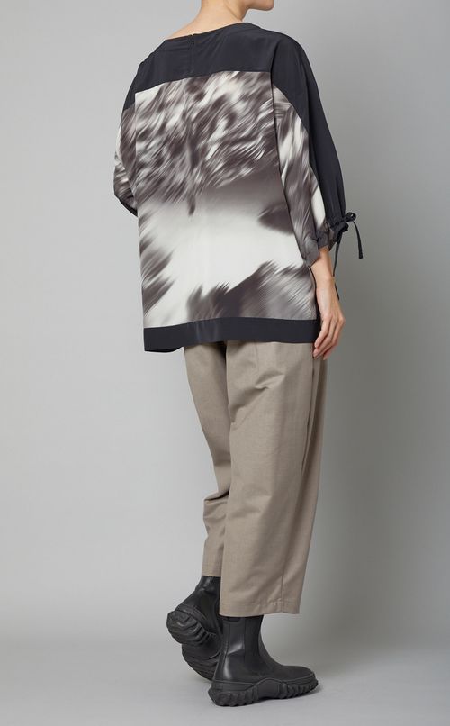 ドロップショルダープリントプルオーバー