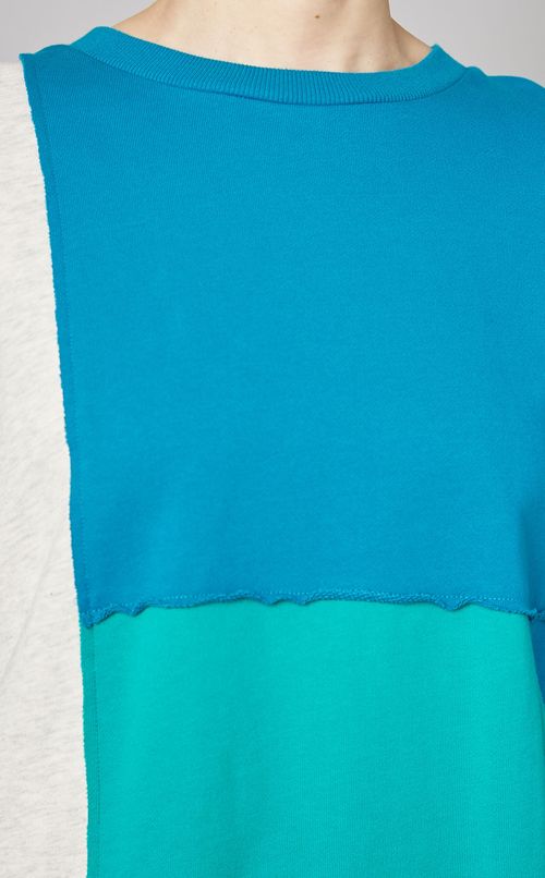 クレイジーパターンプルオーバー