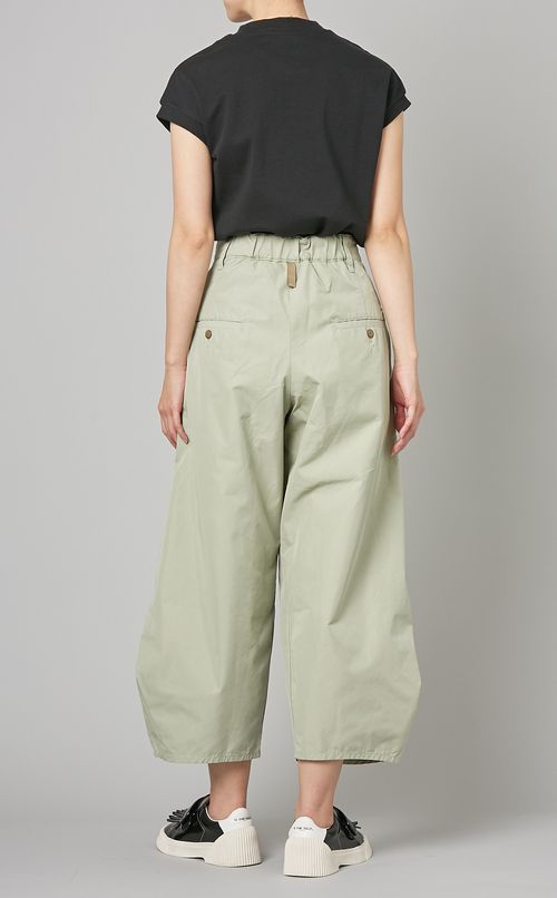 フロントタックバルーングルカパンツ