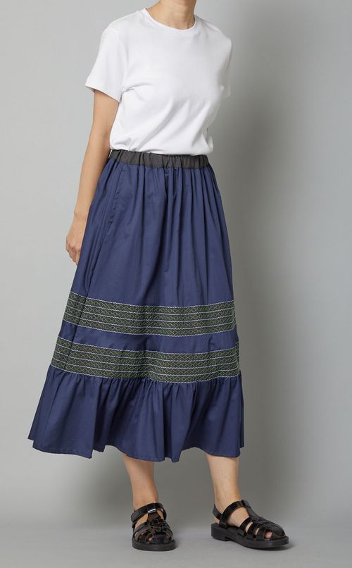 エンブロイダリーAラインスカート