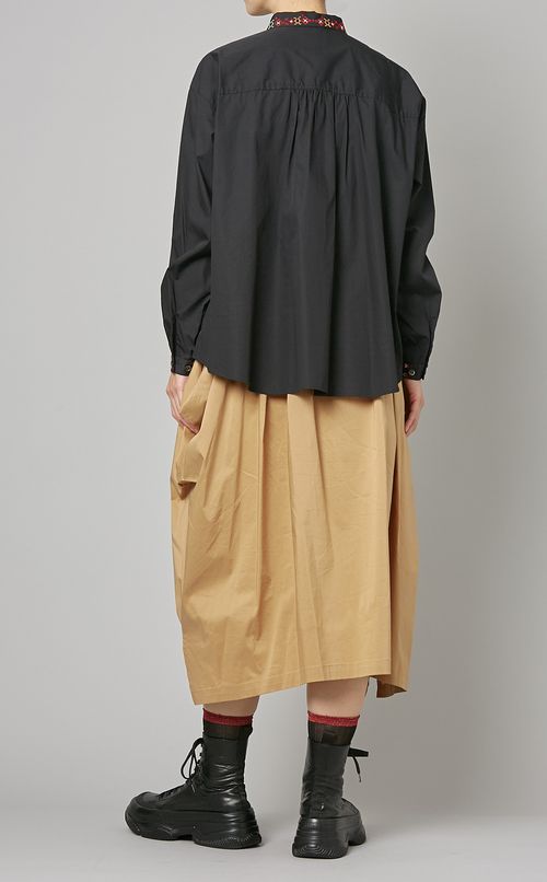 チロリアン刺繍フレアブラウス