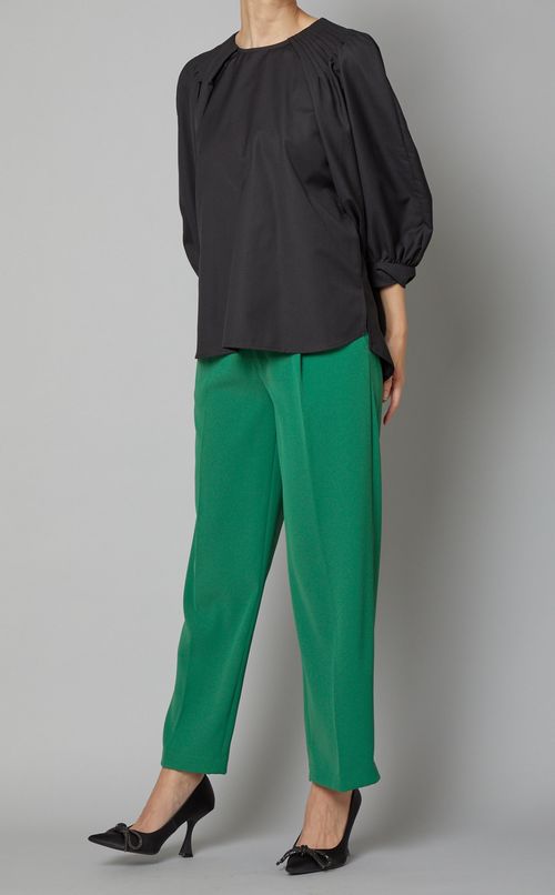 ストレートワイドパンツ