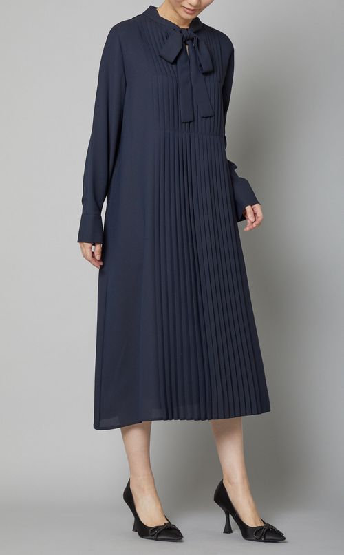 ボウタイAラインプリーツワンピース