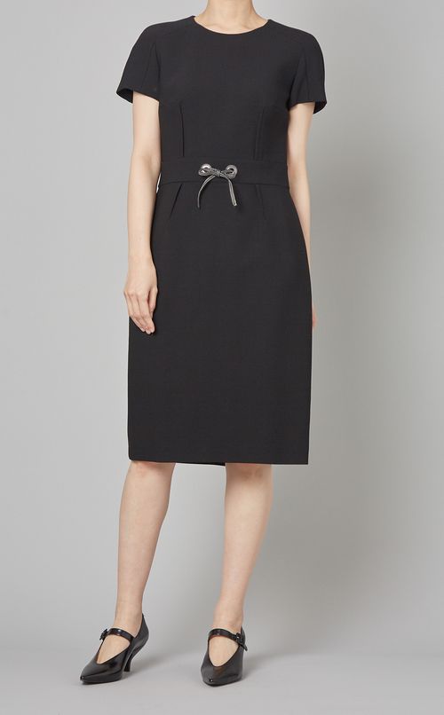 クルーネックウエストリボンワンピース