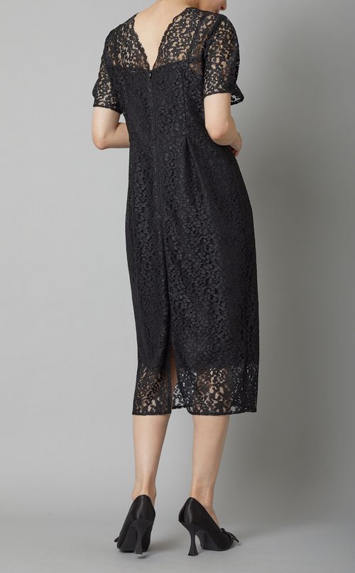 パイピングレースコクーンワンピース