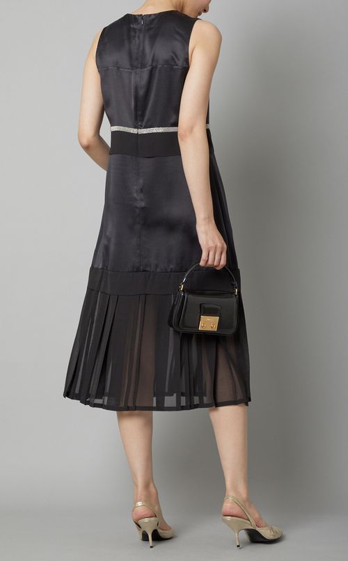 プリーツ切替ノースリーブワンピース