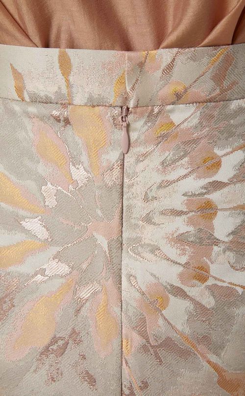 フラワージャガードタイトスカート