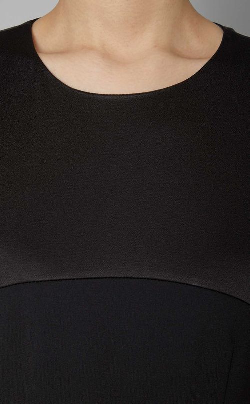 サテン切替ショートスリーブワンピース