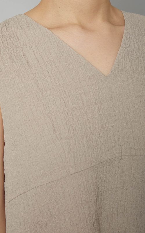 シュリンクレースオーバーワンピース