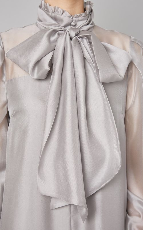 ビッグボウタイワンピース