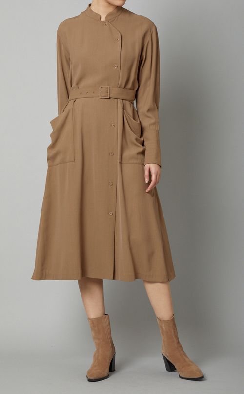 アシンメトリーフロントコートドレス