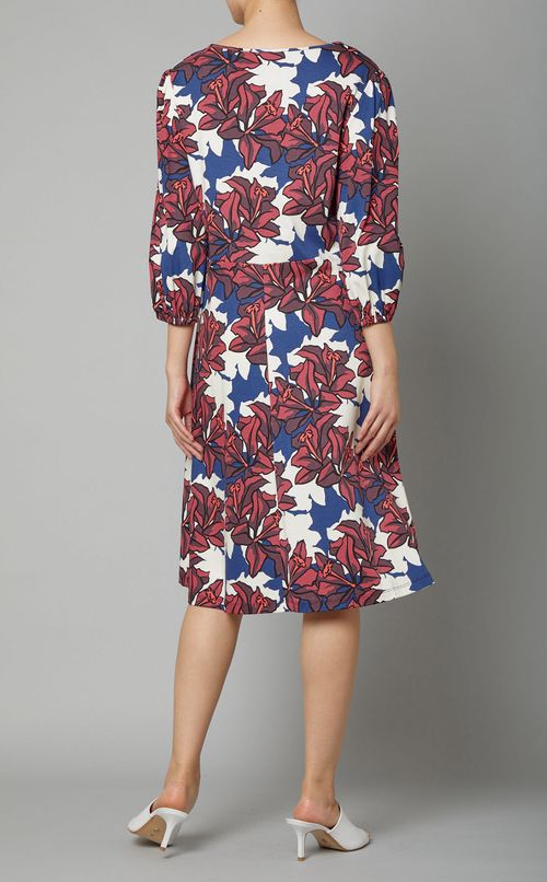 プリントVネックフレアワンピース