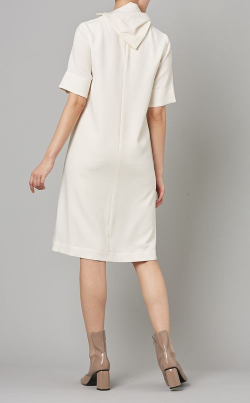 スカーフネックショートスリーブワンピース