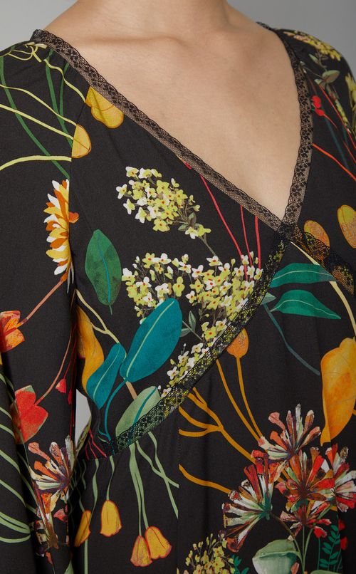 マルチフラワープリントVネックワンピース