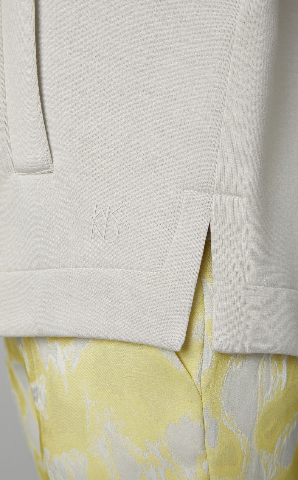 ボンディングショート丈ブルゾン