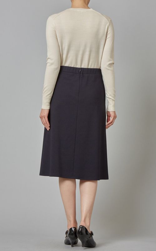 ストレッチポンチスカート