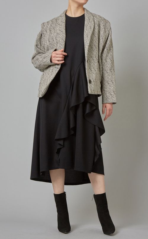 フリルデザインフレアワンピース