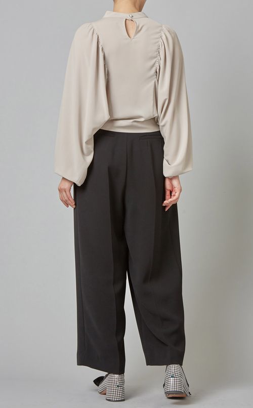 バルーンスリーブブラウス