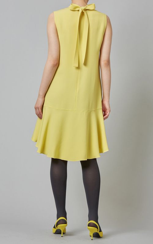 アシンメトリーヘムラインミニワンピース