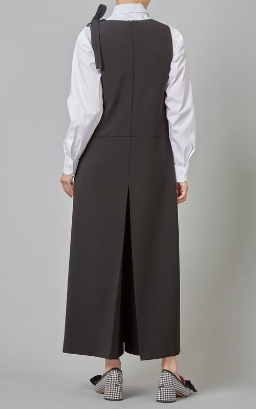 リボン付ノースリーブジャンプスーツ