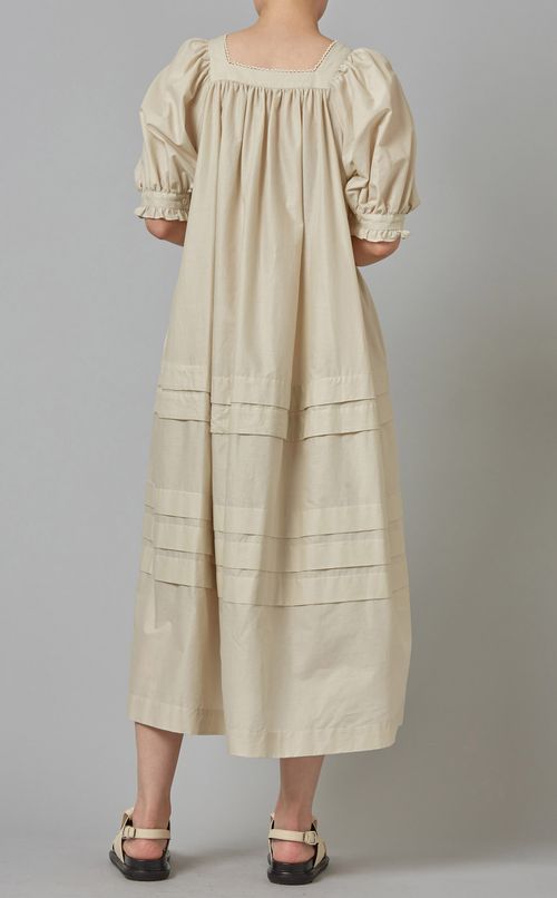 スクエアネックギャザーワンピース