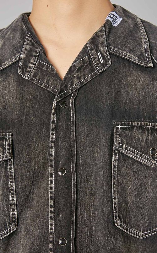 フェイクレイヤードデニムシャツ