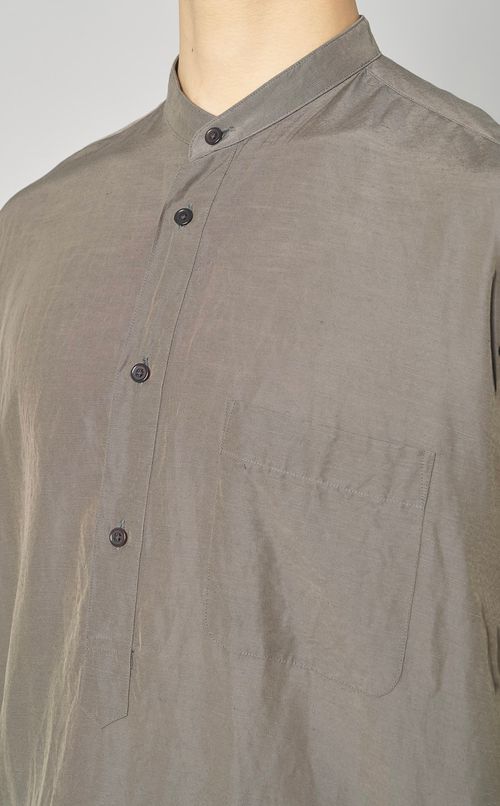 バンドカラーシャツプルオーバー