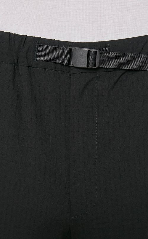 トラックパンツ