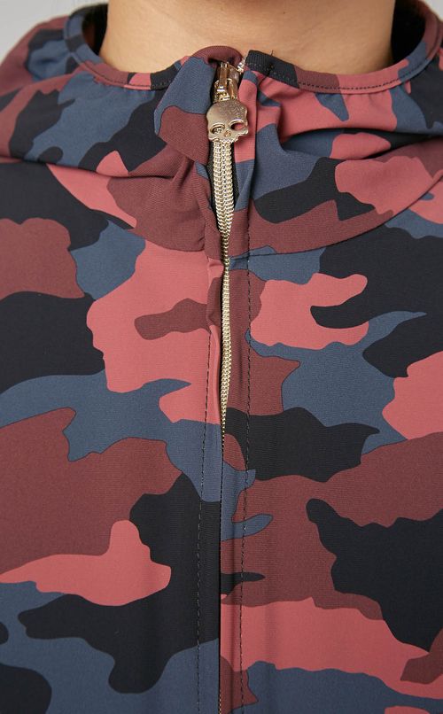 カモフラージュプリントパーカー