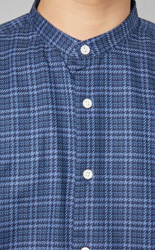 チェックノーカラーシャツ