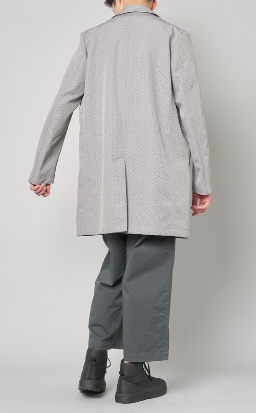 パンチングメッシュコート