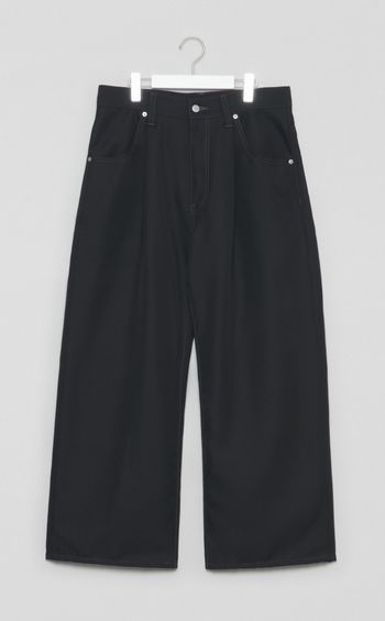 ワイドワンタックストレートパンツ