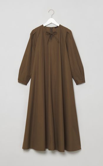 モールスキンギャザーフレアワンピース