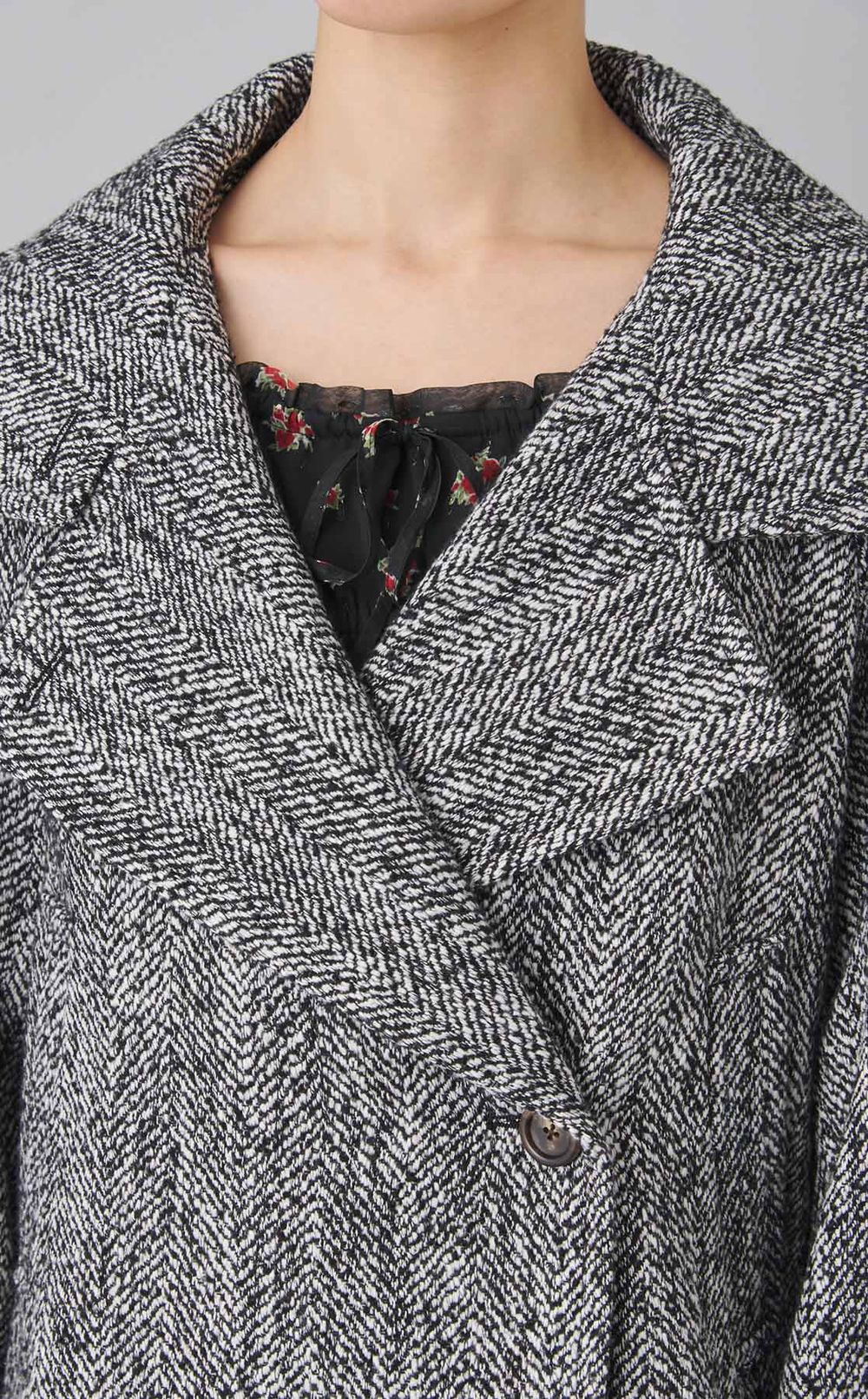 スタンドカラーショートコート